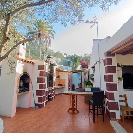 La Casa De La Pradera Bed & Breakfast Santa Lucia De Tirajana
