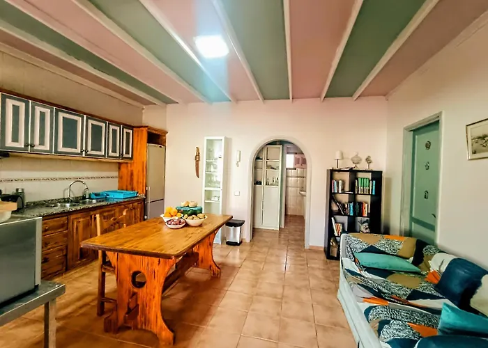 La Casa De La Pradera * Santa Lucia