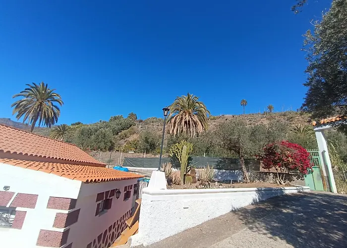 לינה וארוחת בוקר La Casa De La Pradera *