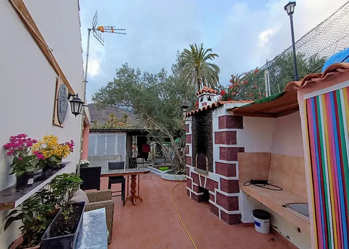 לינה וארוחת בוקר La Casa De La Pradera *